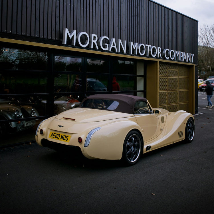 Morgan Aero 8 Ski Rack/Carrier