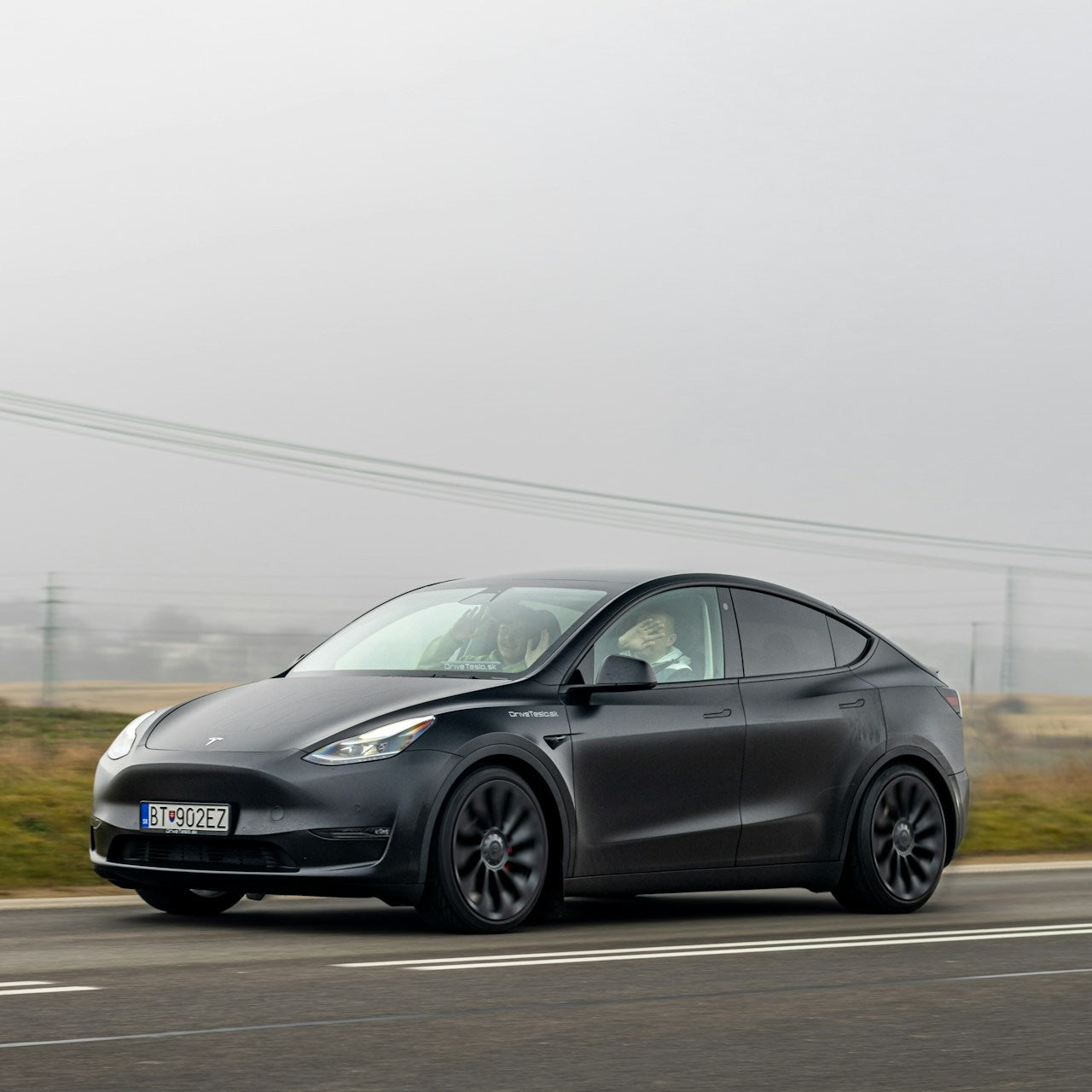 Tesla Model Y Ski Rack/Carrier – Mount Evo